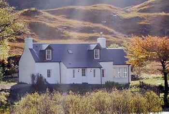 Lochailort Inn エクステリア 写真